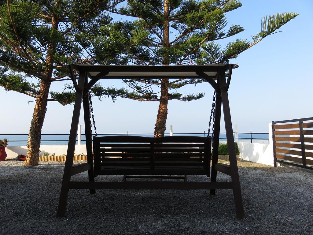 Frosso'S Sea Apartments Kokkini Hani 外观 照片