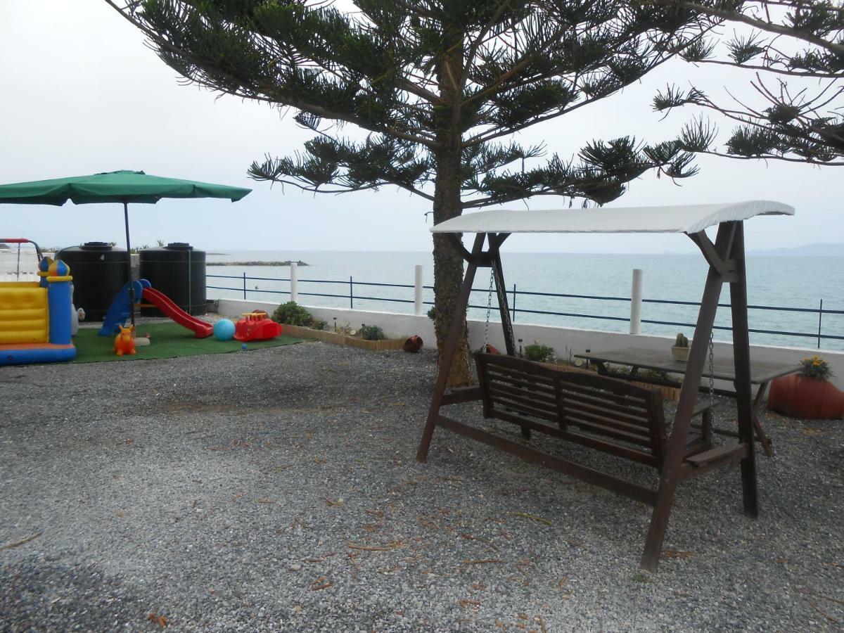 Frosso'S Sea Apartments Kokkini Hani 外观 照片