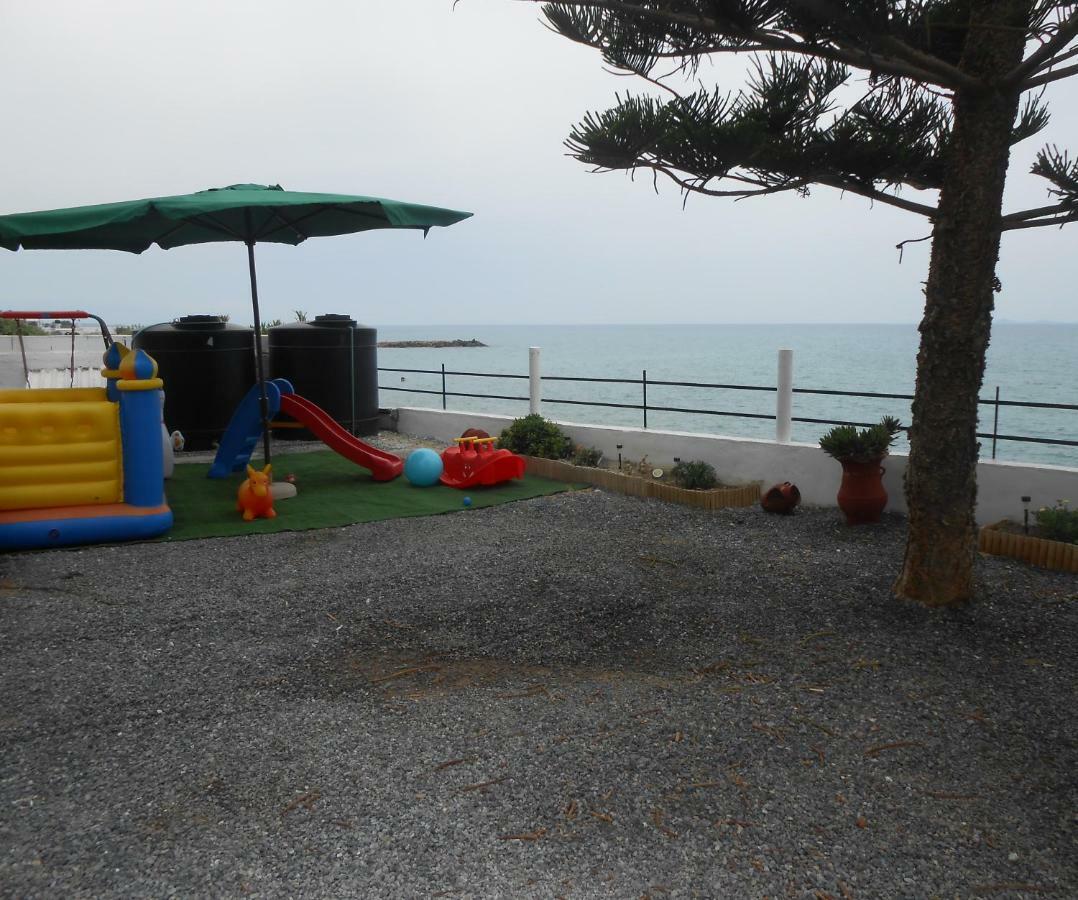 Frosso'S Sea Apartments Kokkini Hani 外观 照片